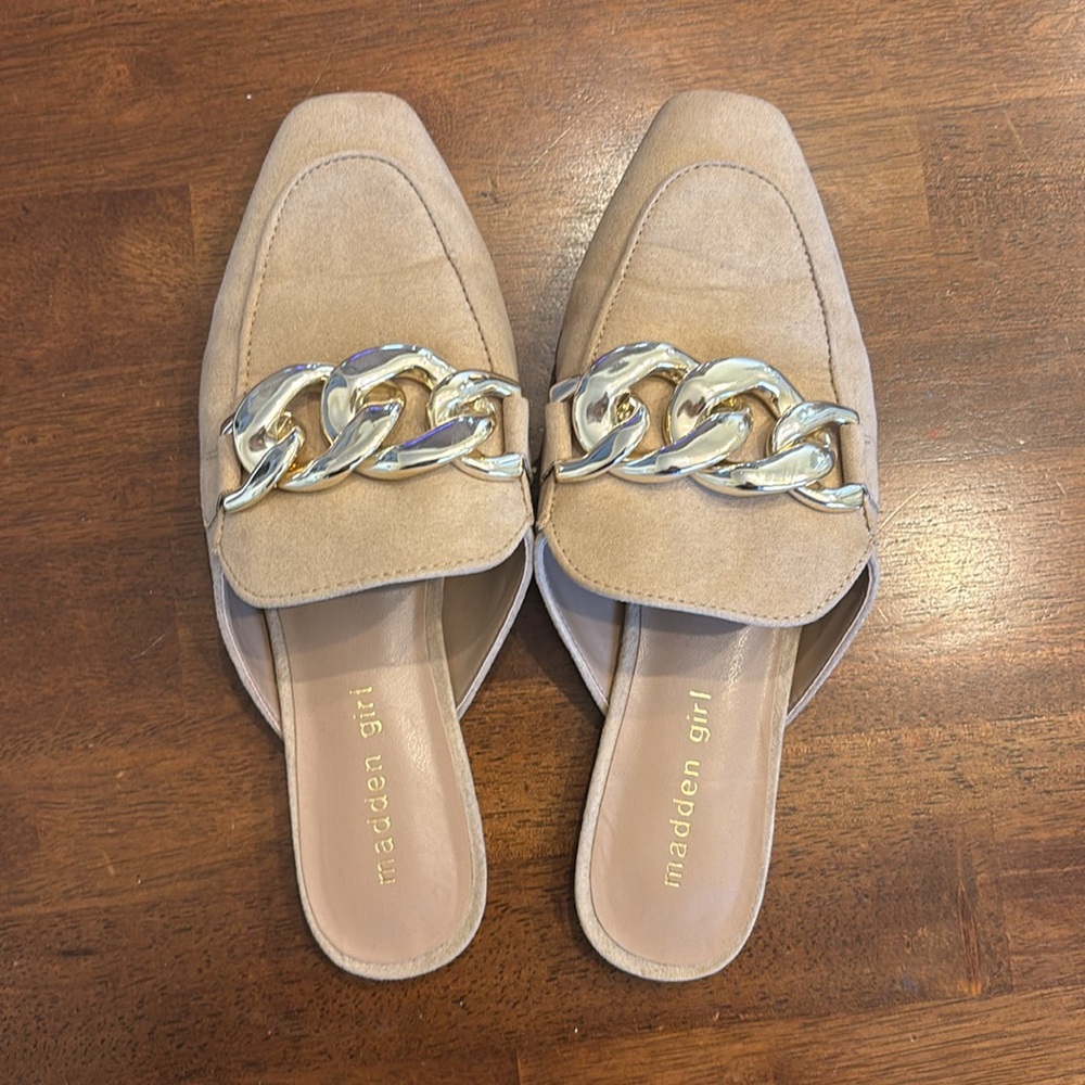 Madden girl mules with gold buckle sz 7.5 - Picture 2 of 4